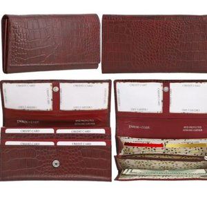Leather Croc Wallet - Wine